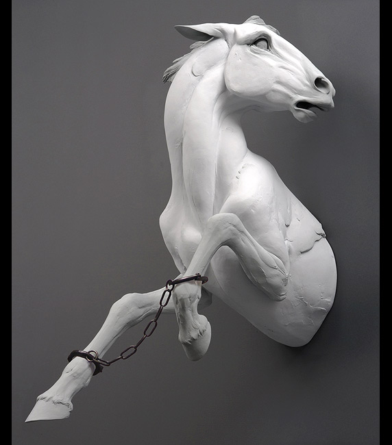Beth Cavener Stichter – Run / sculptures