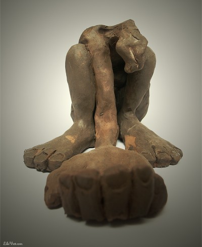 Santitre / Sculpture argile figurative ©LilaVert 2006