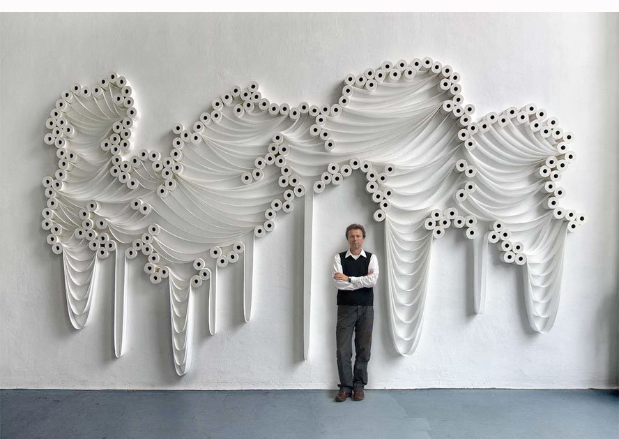Installations – Sakir Gokcebag (artiste d’origine turc)