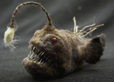 Grisha Dubrovsky – Piranha, toys art / http://www.fadeeva.com/