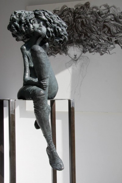 Valerie Hadida sculptures – La Romantique – bronze