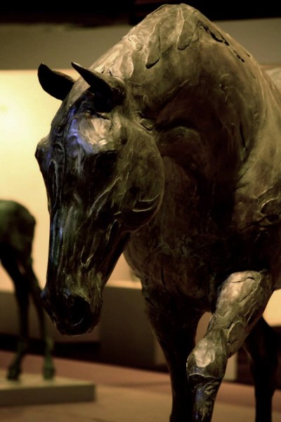 catherine thiry, horse sculptures : Grand Nomad – bronze – 180 cm / http://www.catherinethiry.be/