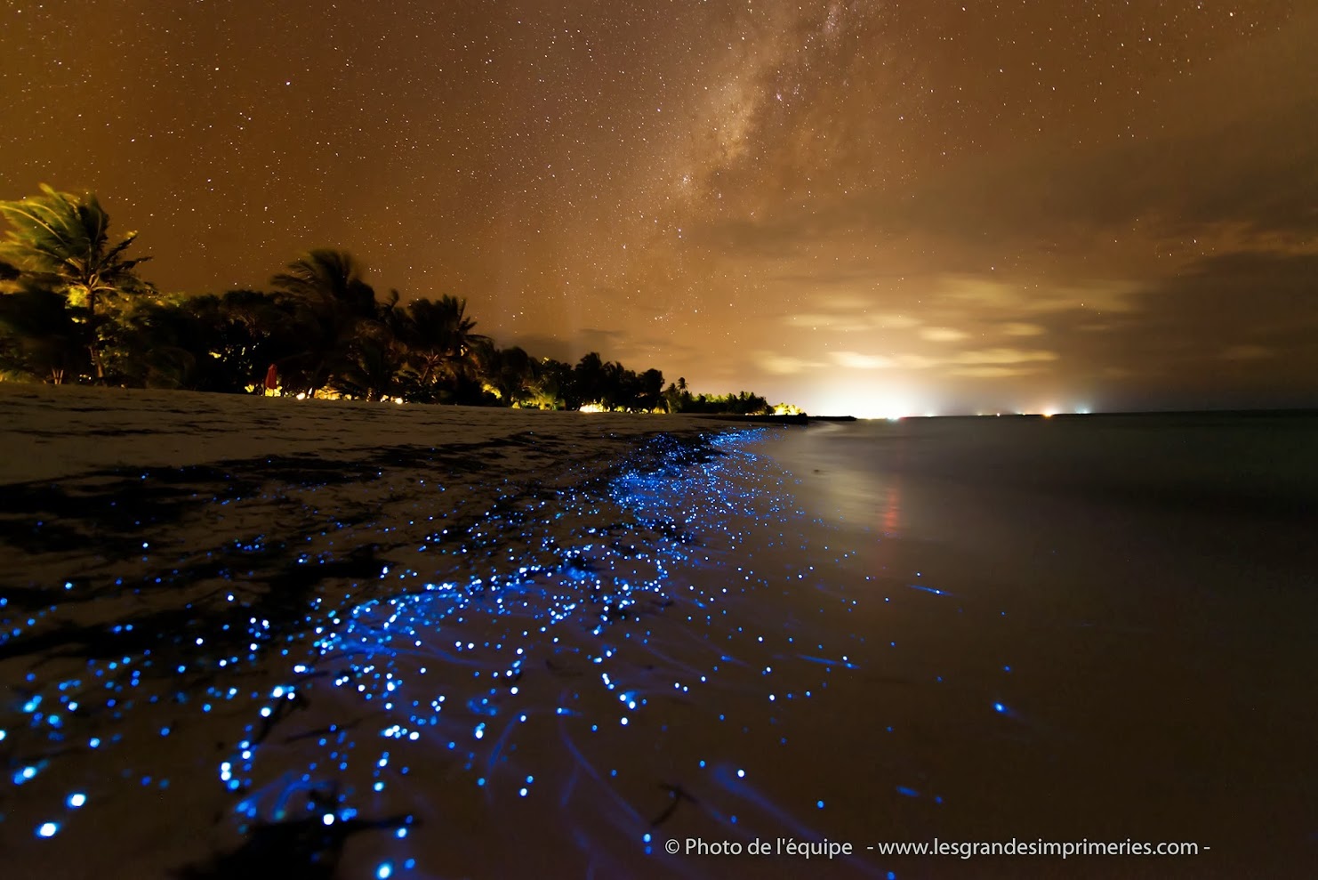 Звездное небо на море. Остров Ваадху Мальдивы. Остров Ваадху, Мальдивы. Планктон. Остров Фуладху Мальдивы. Пляж Ваадху Мальдивы.