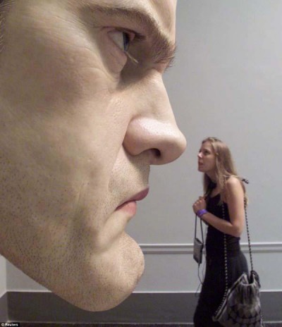 ron mueck- sculptures hyperealistes