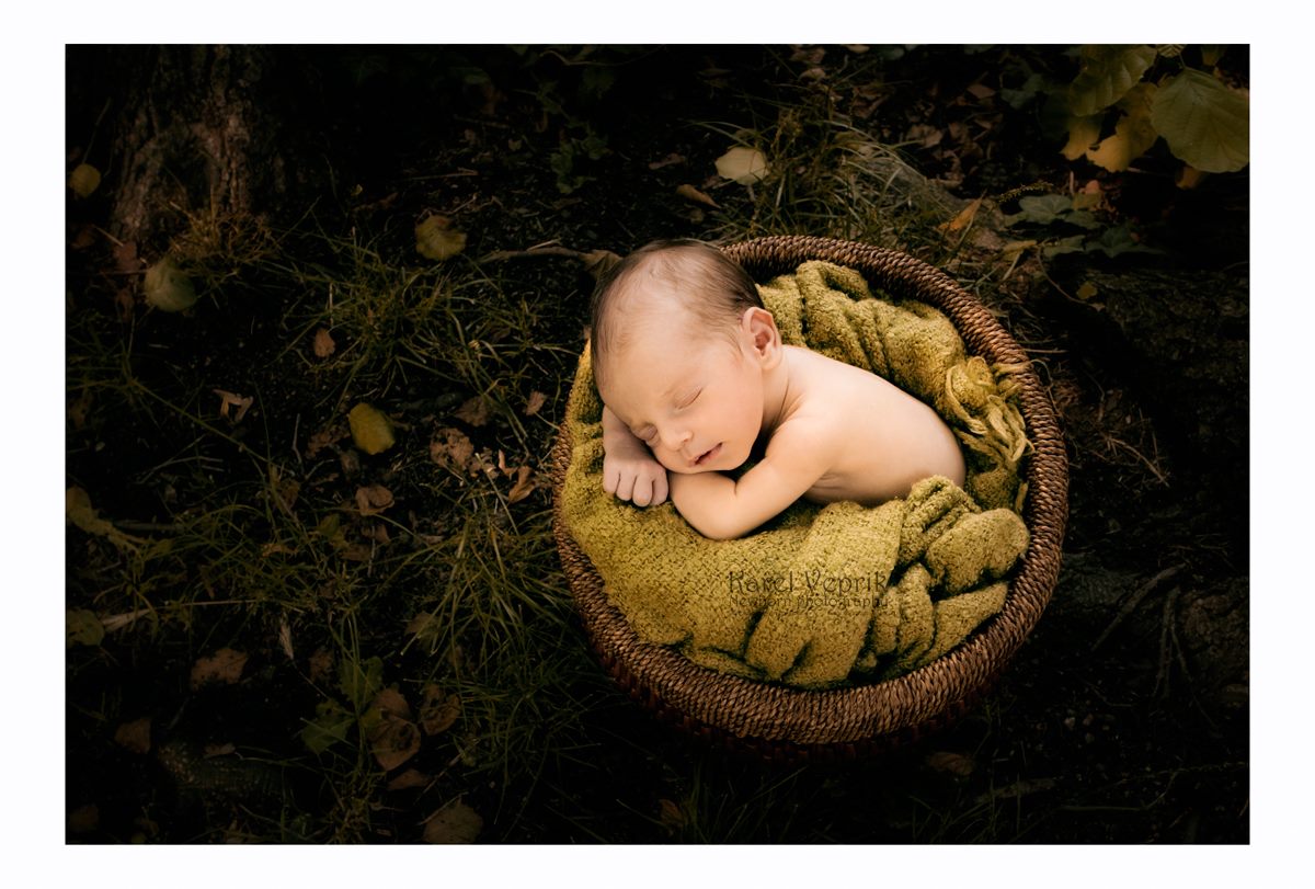 Karel Veprik – Newborn photography