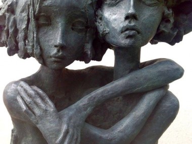 Valerie Hadida – Sculptures – Les grandes soeurs