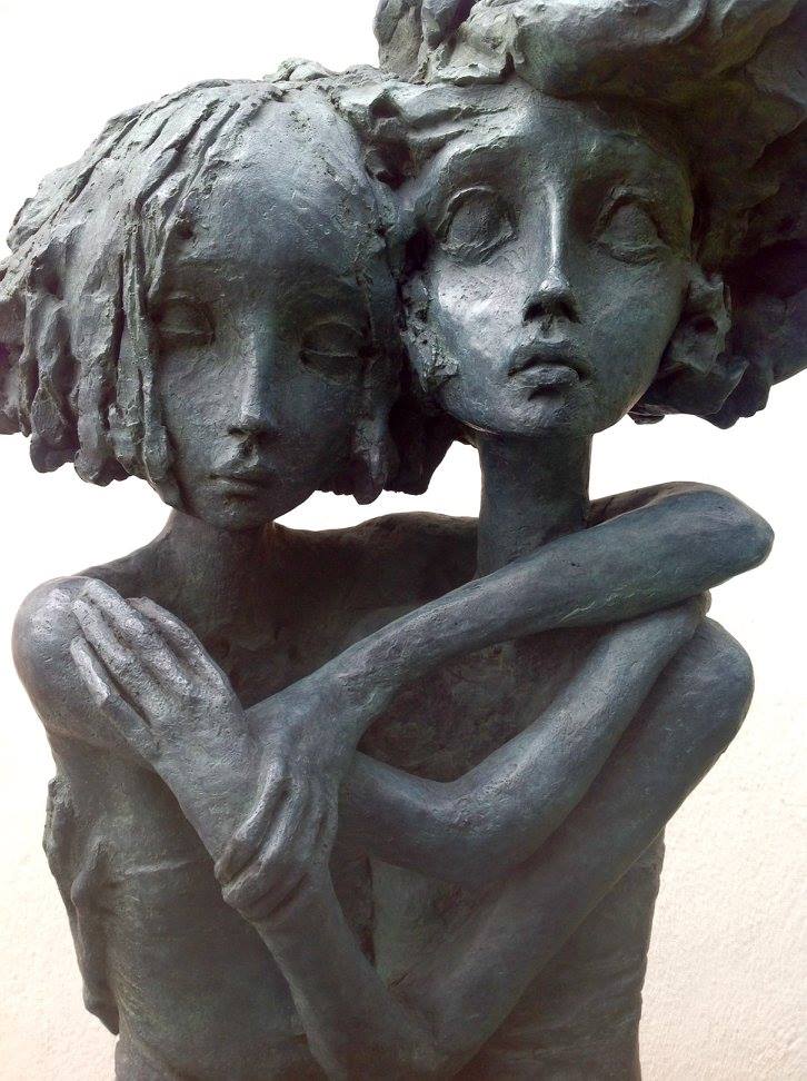 Valerie Hadida – Sculptures – Les grandes soeurs