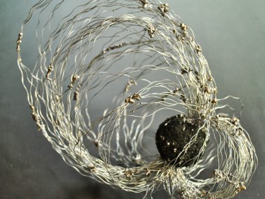 Maja Taneva – Metal wire sculptures (Macedonia)