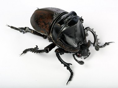 Edouard martinet – Rhinoceros beetle. 13″ x 11″ x 6″ / steampunk sculpture art