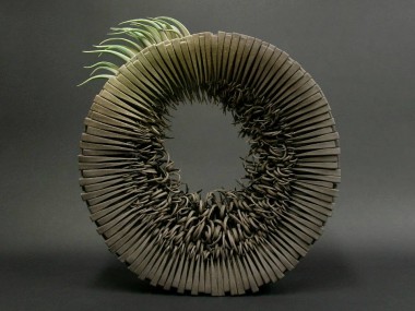 Alberto Bustos – 1, 2, 3, suena sculpture ceramique