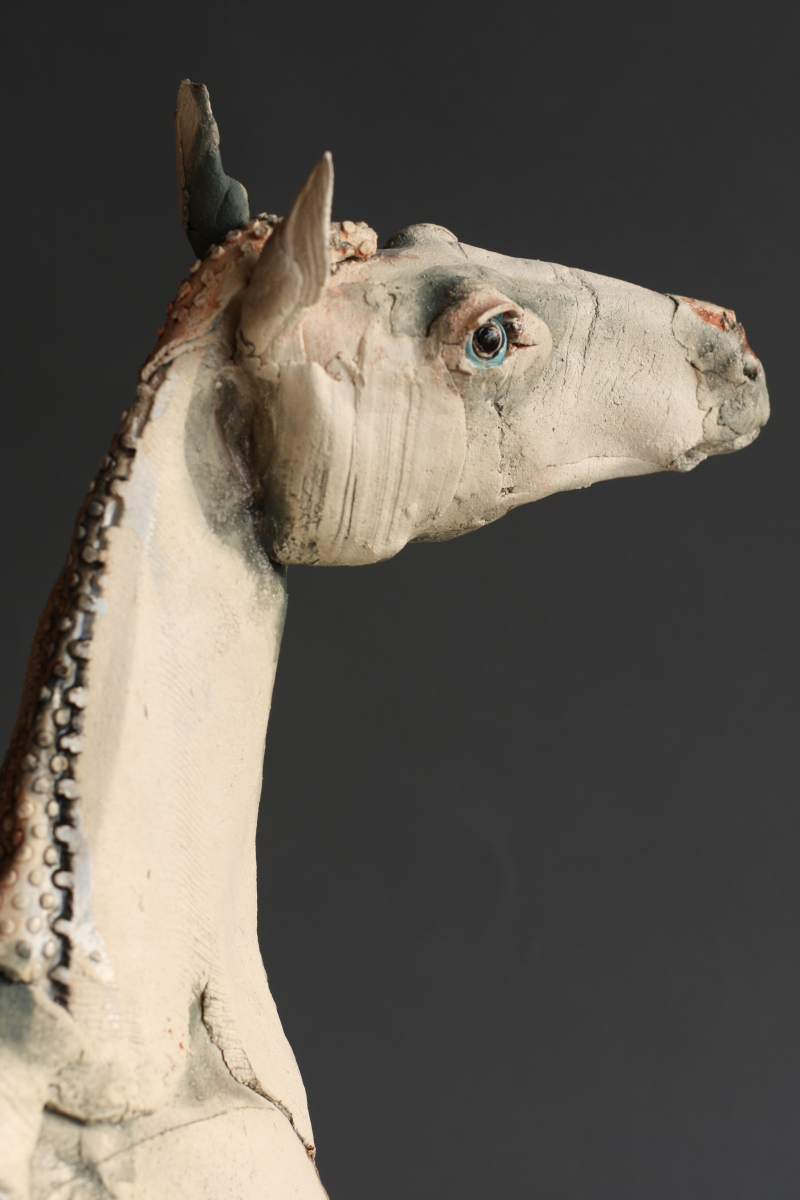 Gaynor Ostinelli – sculpteur ceramiste – horse gallery bevere