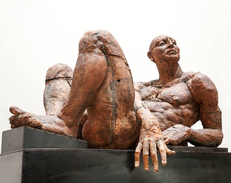 Javier Marín – sculpture Hombre Reclinado