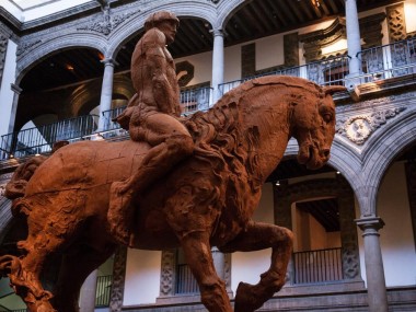 Javier Marín – sculptures coprus terra