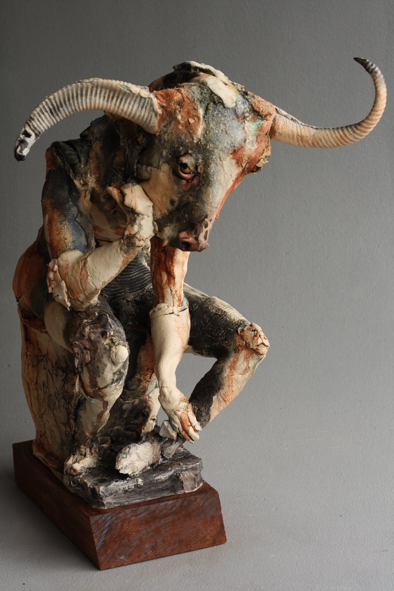 Minotaur sculpture – Ostinelli