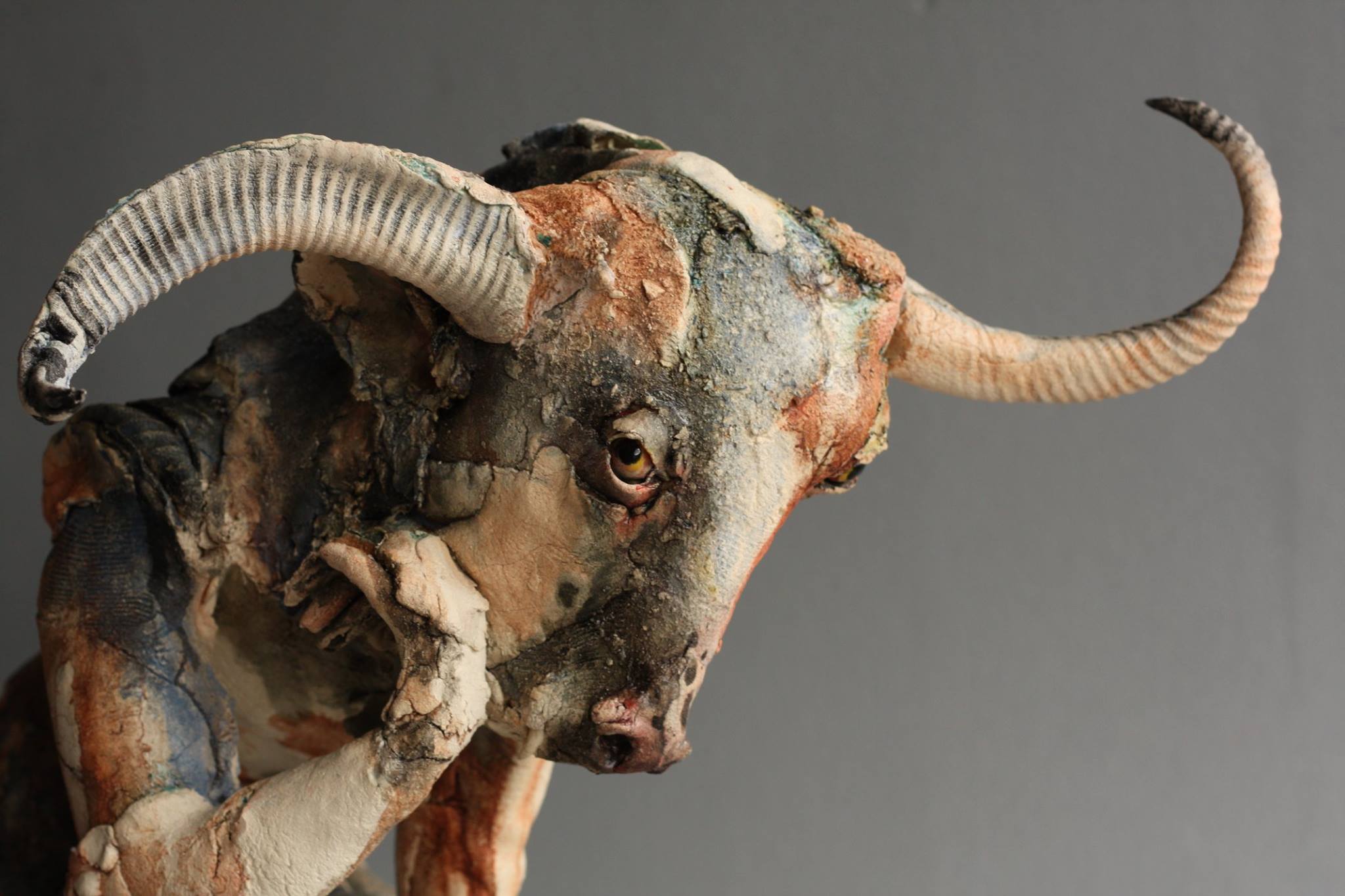 Minotaur sculpture – Ostinelli details