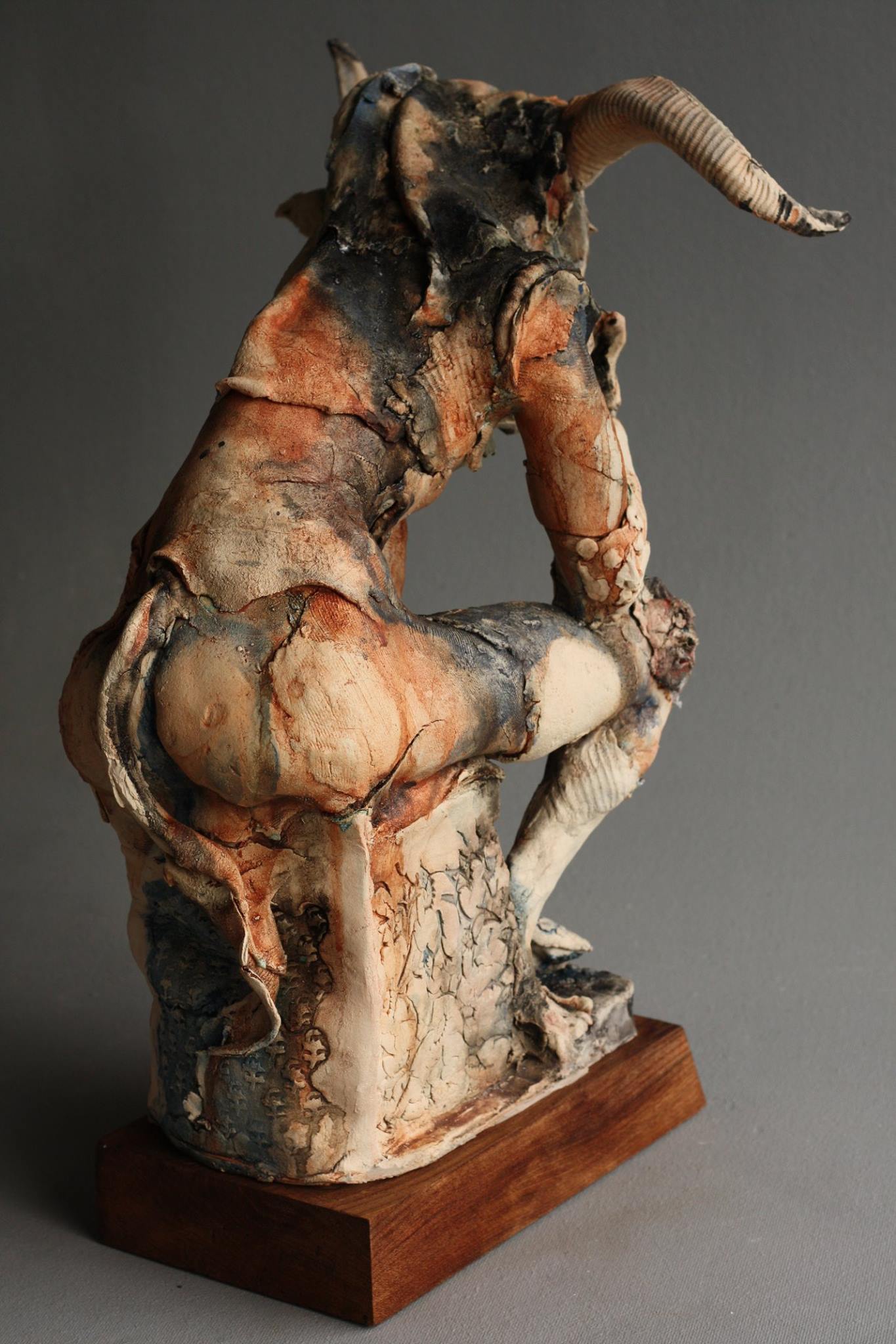 Minotaur sculpture – Ostinelli – back