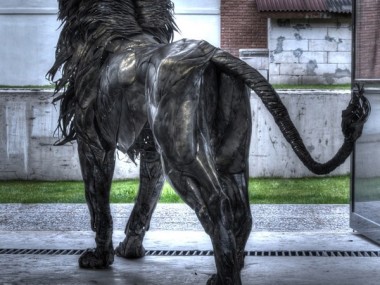 Selçuk Yılmaz – Lion back – Steampunk sculpture