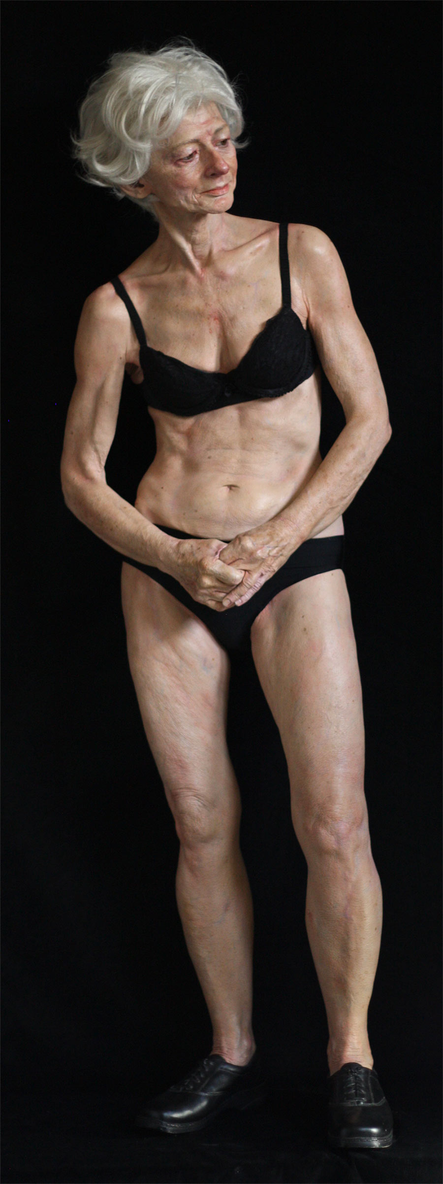 Marc Sijan – Lady in Black / Sculptures hyper-realistes