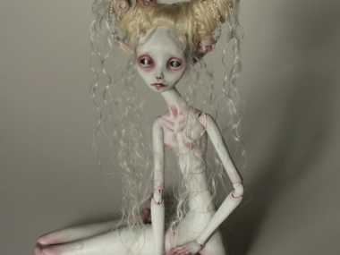 Tireless Artist – Art dolls / White Tender Demon