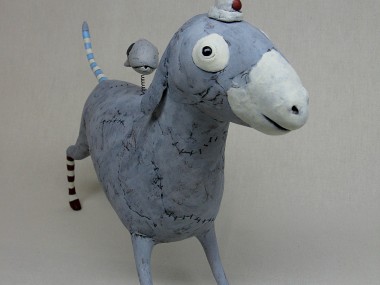 Izumi May – gray donkey / Sculptures