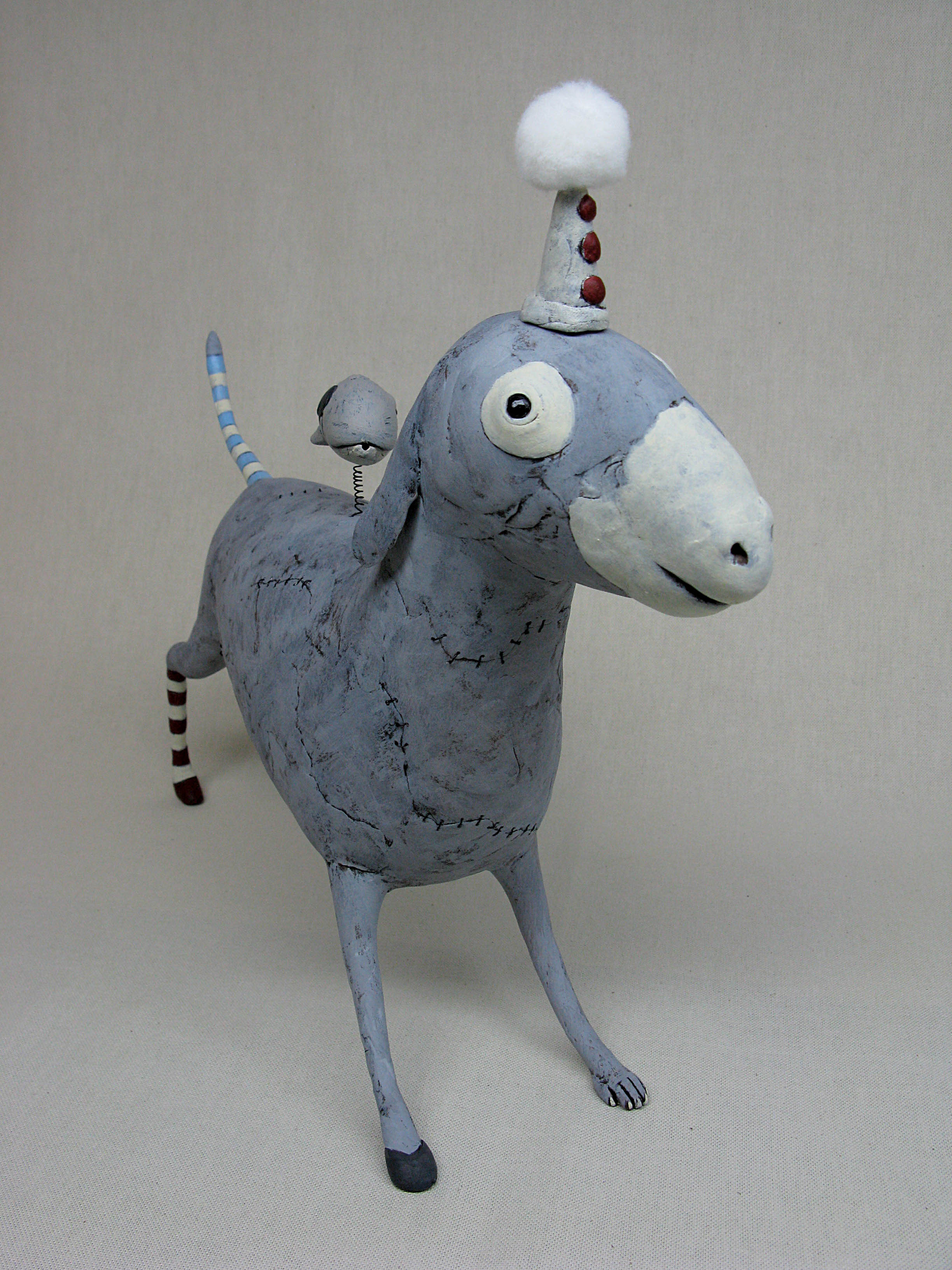 Izumi May – gray donkey / Sculptures