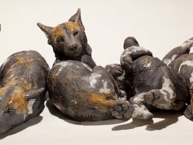 Nick Mackman – Wild dog pup sculptures