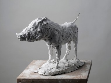 Nicola Hicks – Boar sculptures