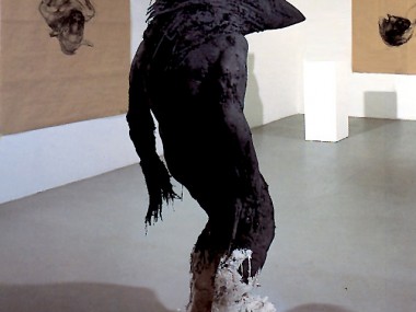 Nicola Hicks – MrCrow / sculptures