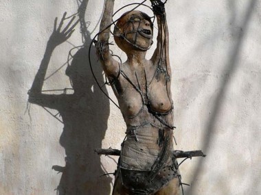 Olivier de Sagazan – Macabre sculptures