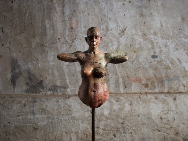 Christian Zucconi – sculptures CORPO VII : MATER DOLOROSA (2015)