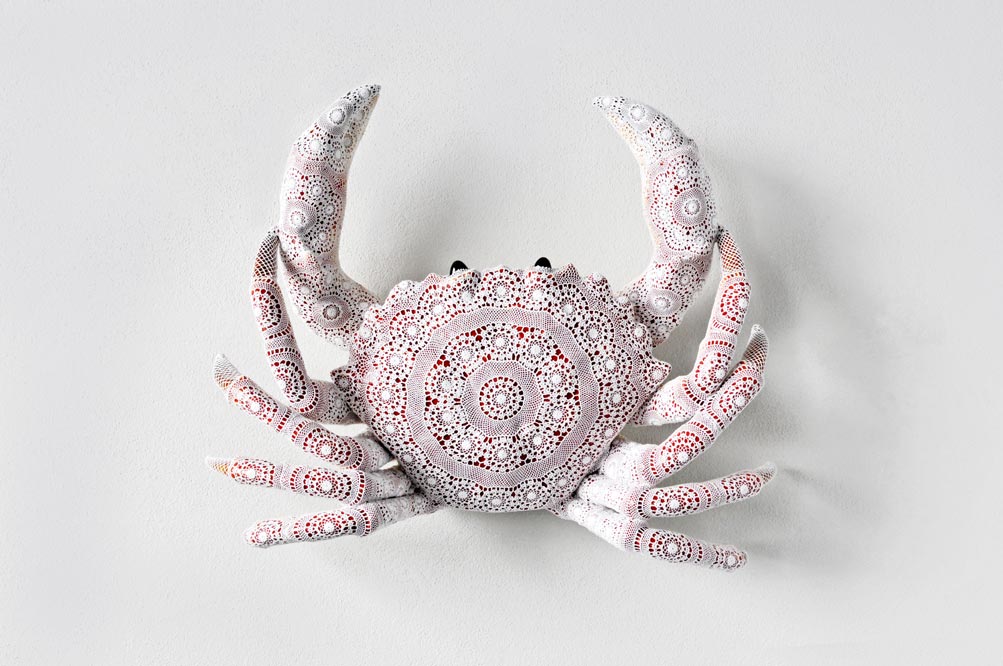 Joana Vasconcelos – Crabe sculpture dentelles Art