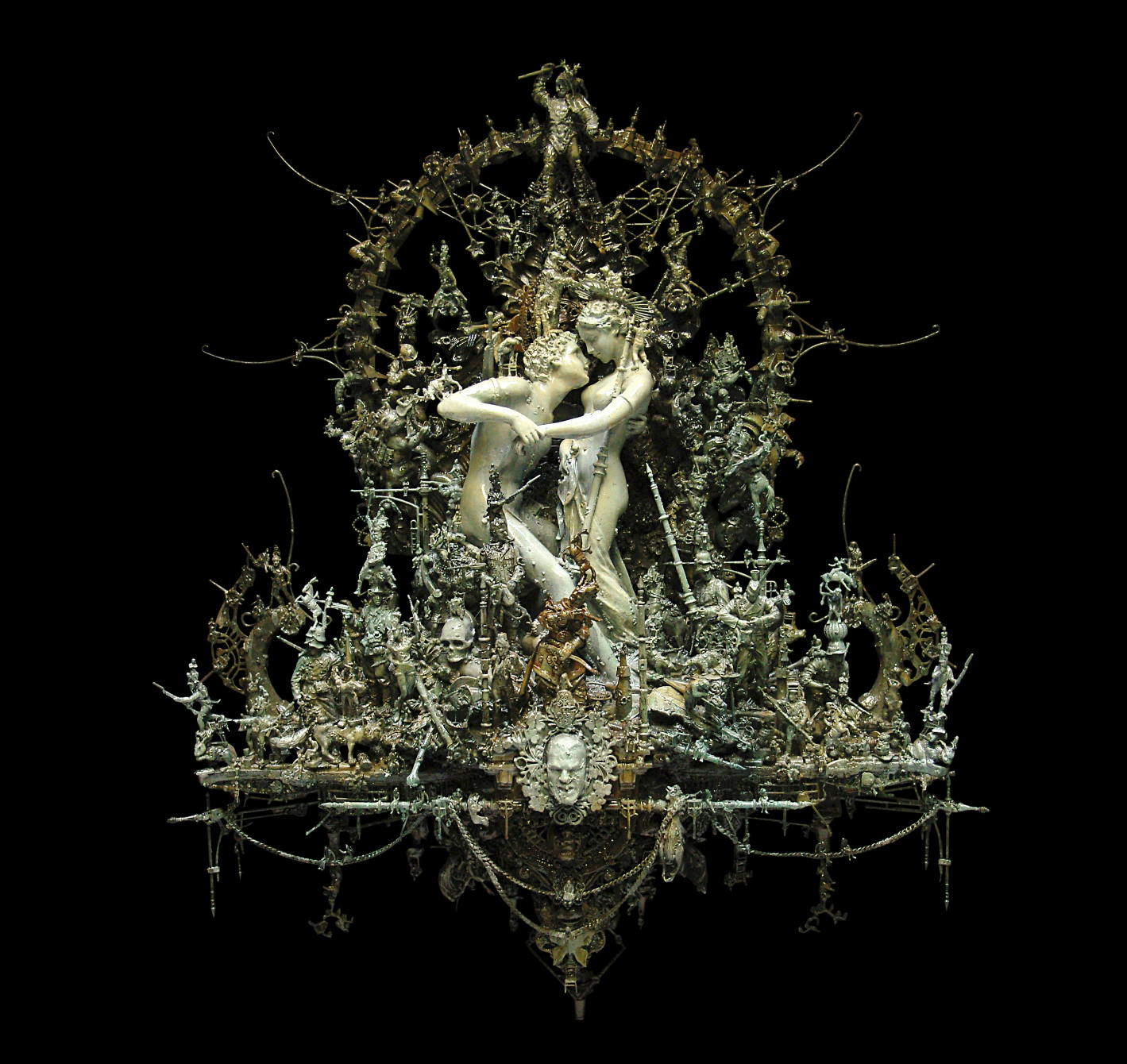 Kris Kuksi –  Reticent affair- sculpture