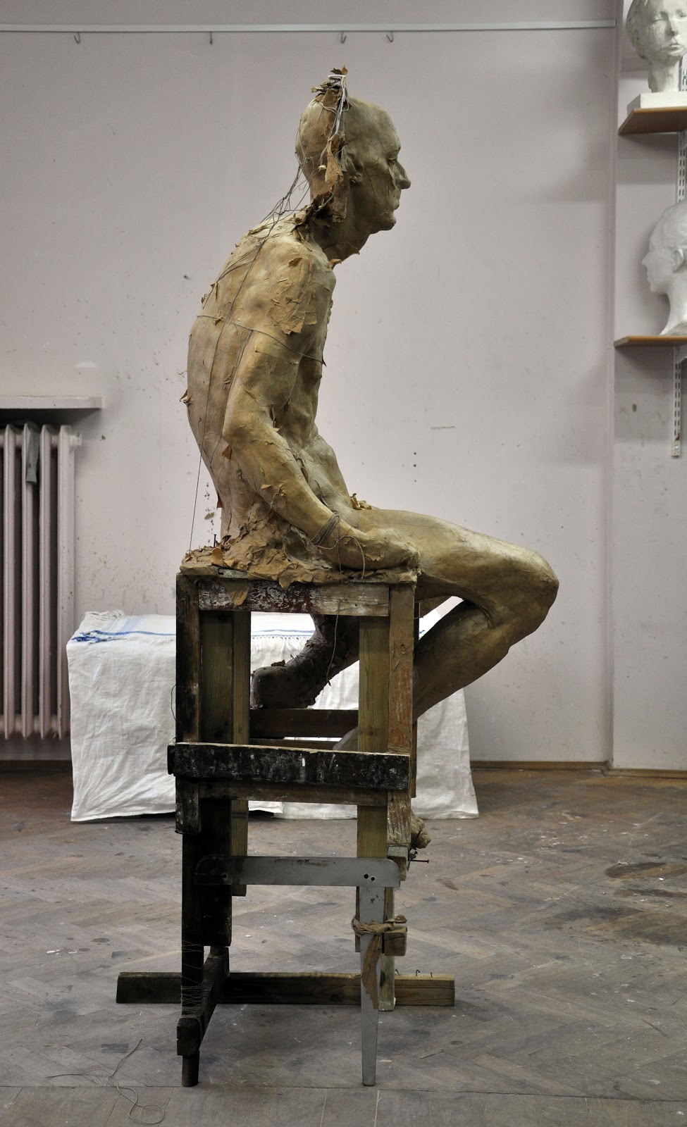 Grzegorz Gwiazda – heretyk sculpture