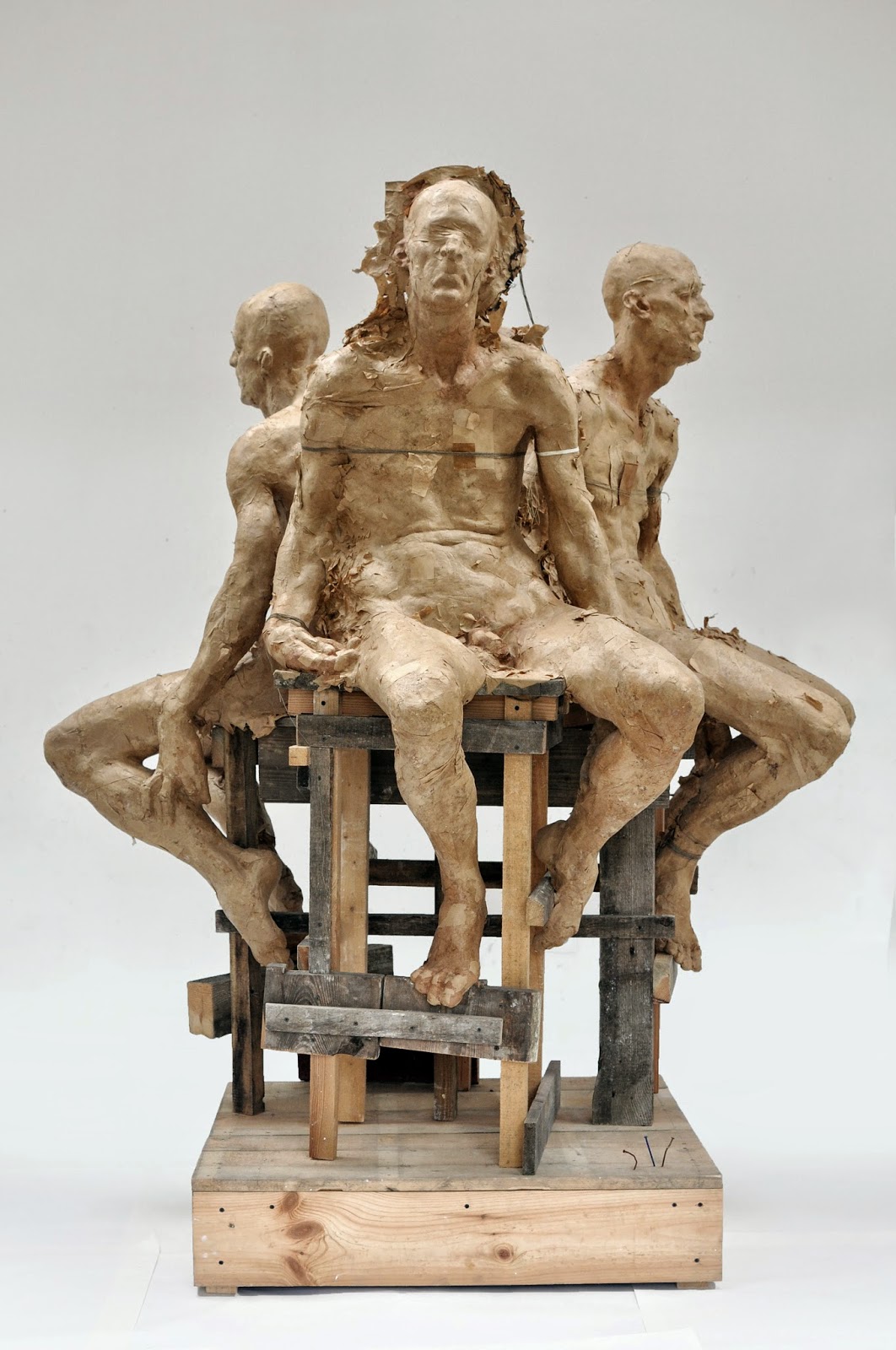 Grzegorz Gwiazda – heretyk sculptures