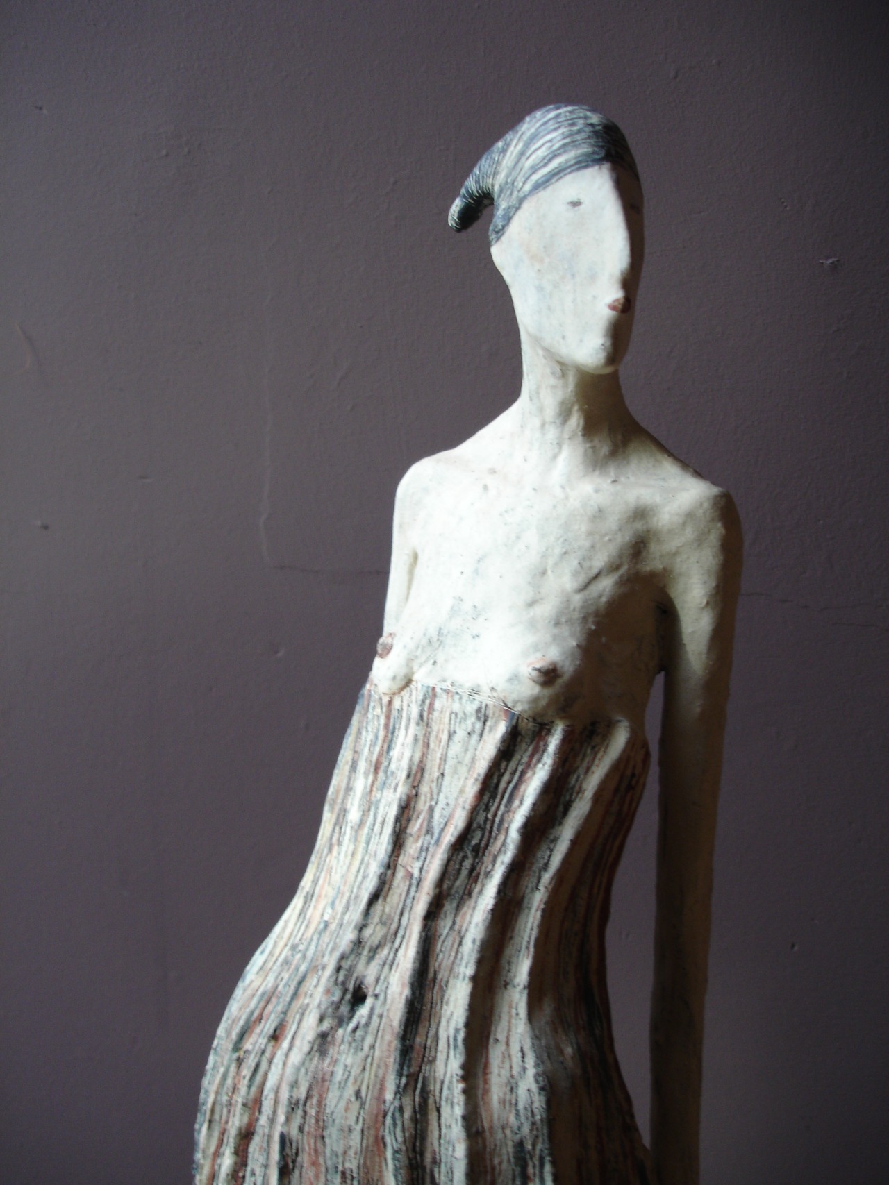 Patricia Broothaers – androgyn and bashful sculptures