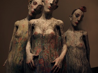 Patricia Broothaers – androgyn and bashful sculptures