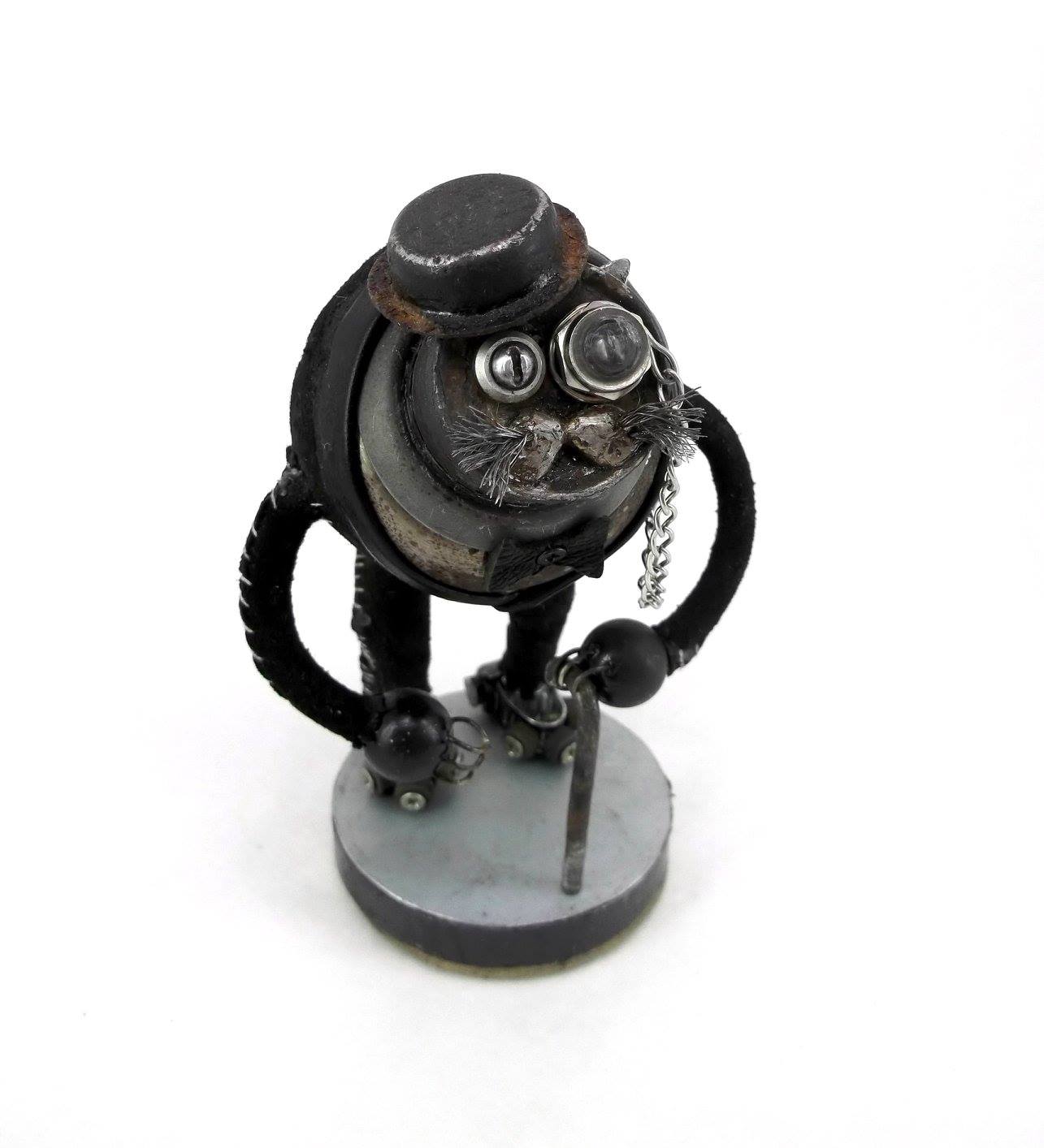 Steampunk sculptures – Igor Verniy – Old Mister Cat