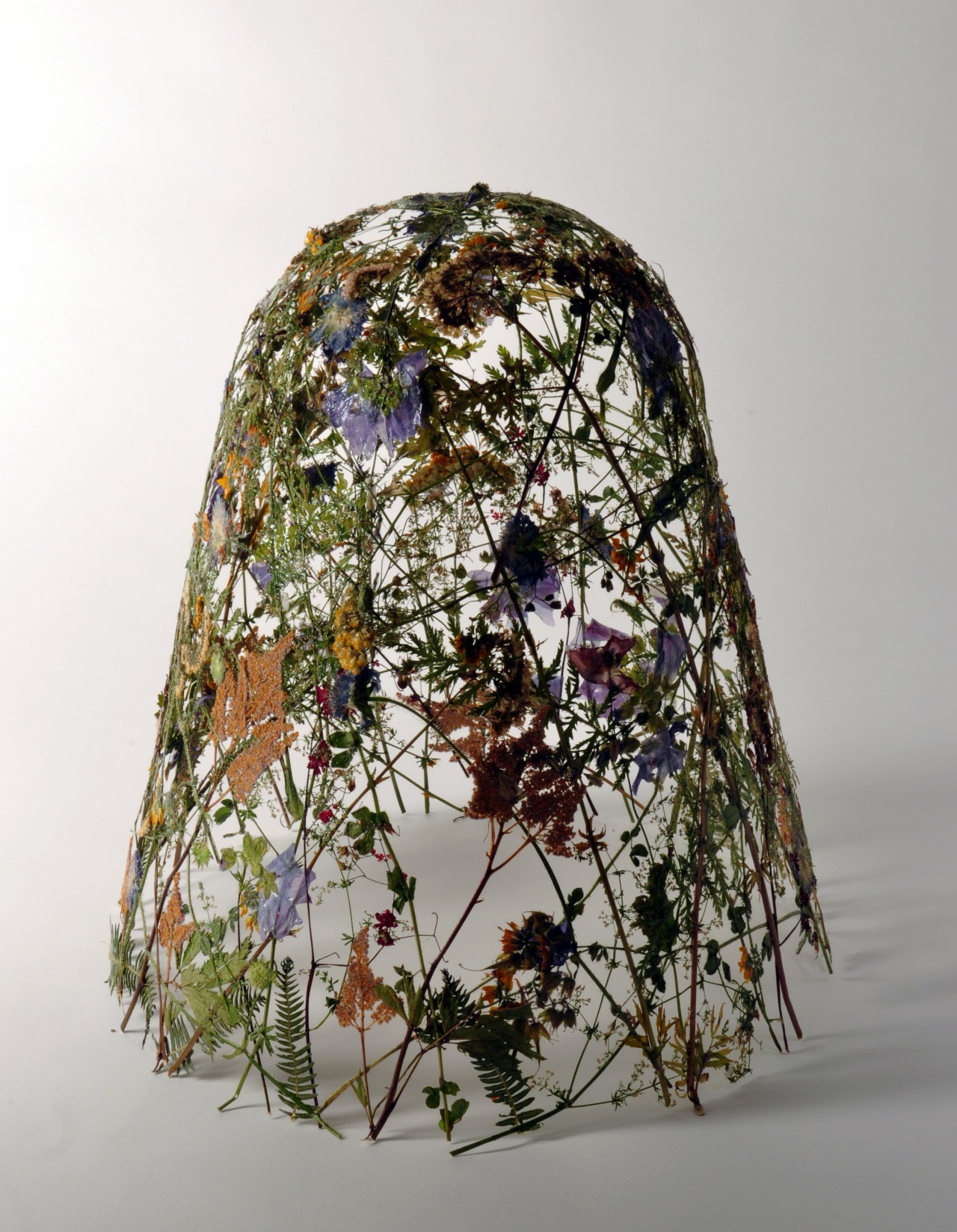 Ignacio Canales Aracil – art of flower sculptures