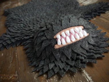 Joshua Ben Longo – Monster Skin Rug – Textiles sculptures