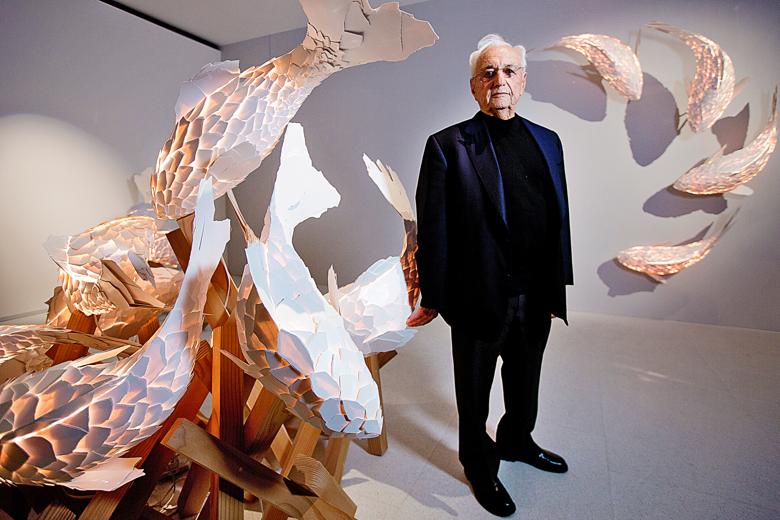 Frank Gehry – Fish Lamps