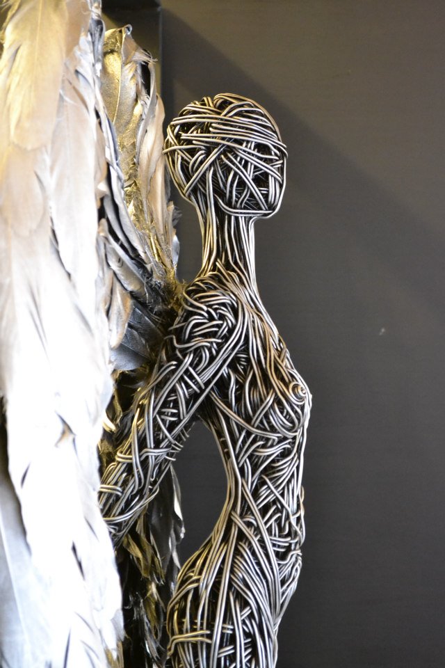 Richard Stainthorp – Wire Sculpture angel