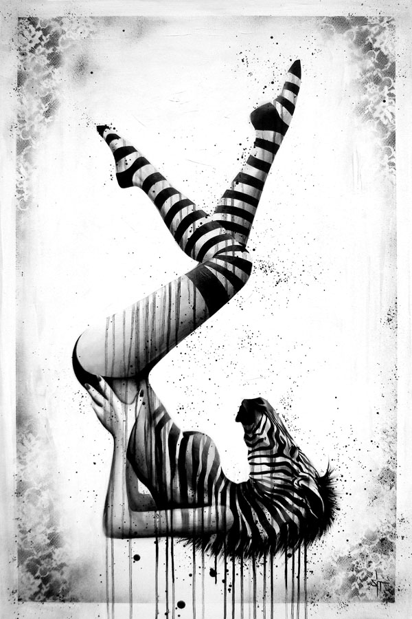 Sit Haiiro – zebra girl