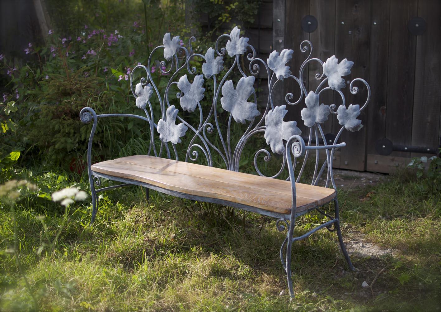 David Freedman – Bench metal sculpture