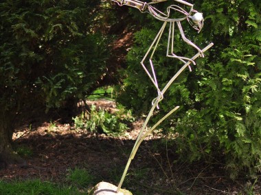 David Freedman – Stainless steel dragonfly sculpture