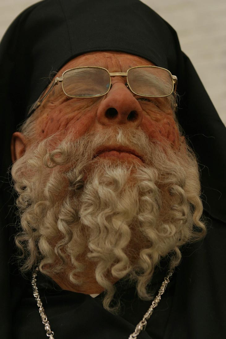 Sun Yuan – Peng Yu – Oldman sculpture