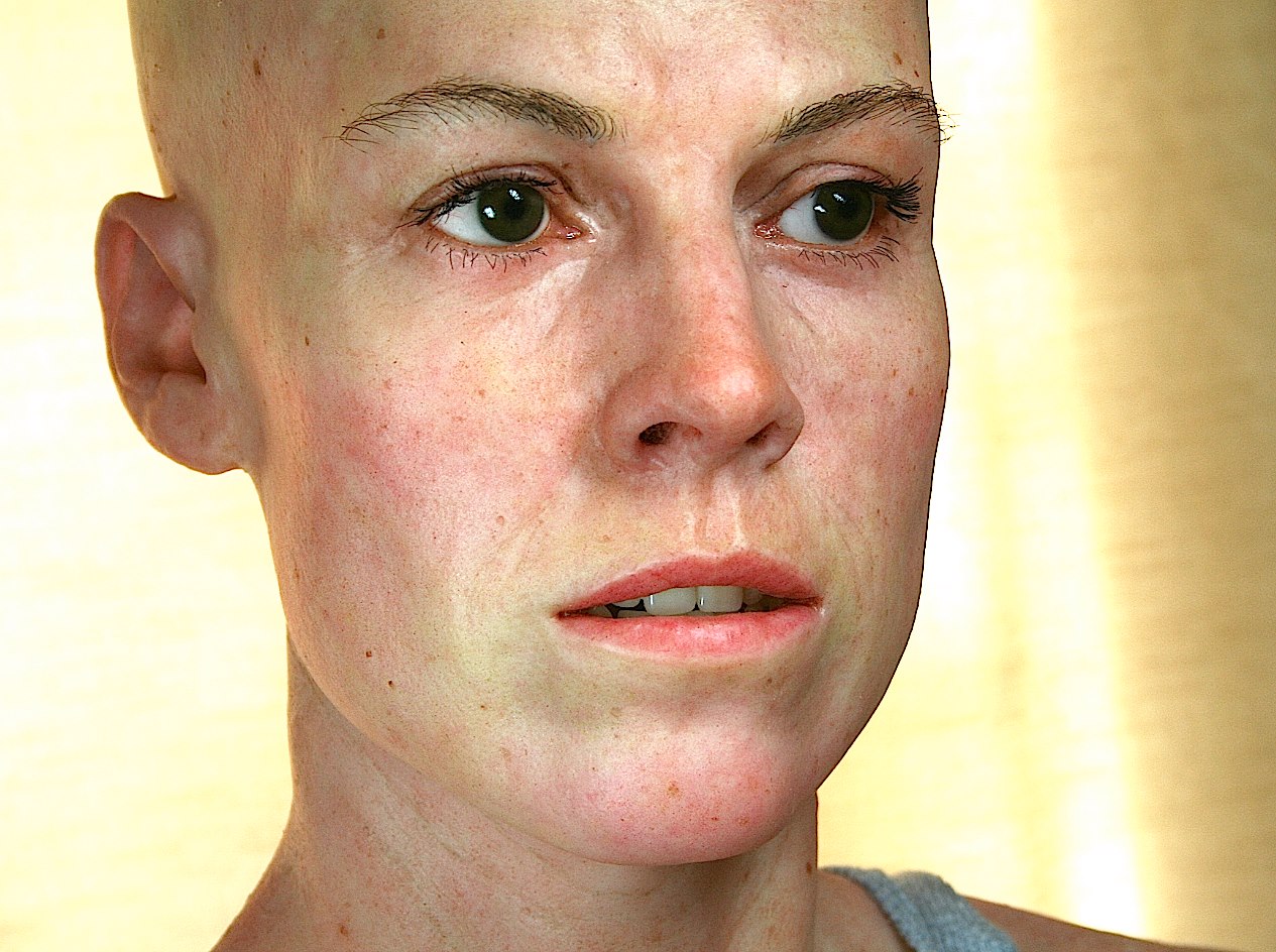 Hyper Realistic Sculpture Silicone – Steve Scott – Sigourney Weaver