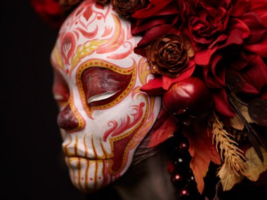 Krisztianna Ortiz -Trophee sculpture – Crimson Harvest Muertita