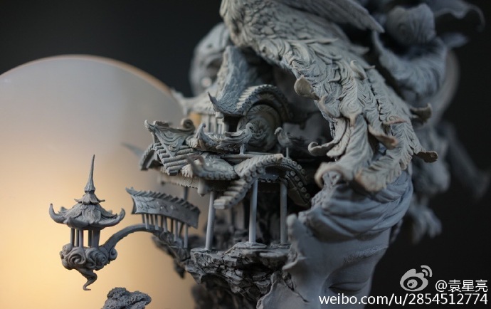 Yuanxing Liang – Sculptures