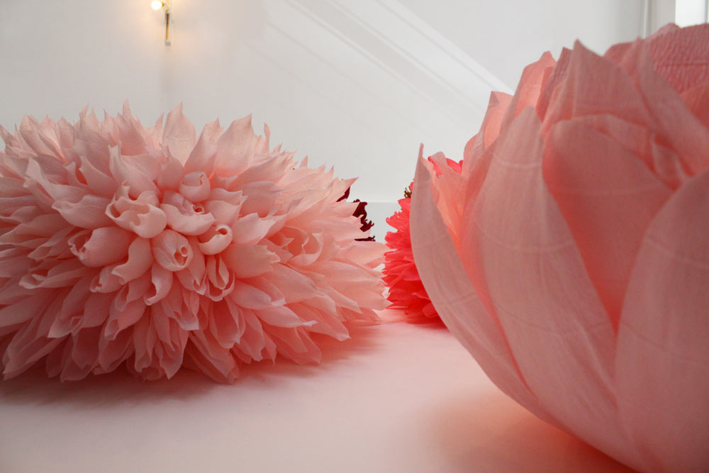 Tiffanie Turner – Paper flower art