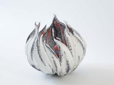 Konno Tomoko – Ceramic artist – Organic sculptures